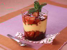 Verrine fruits rouges  et crème brûlée