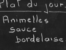 Animelles sauce bordelaise