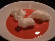 Îles flottantes aux fraises