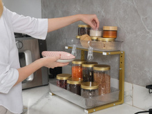 Si vous observez ça dans vos pots d’épices, il est déjà trop tard : ne les consommez surtout pas