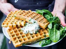 Gaufre épinard chèvre, choux farcis sans viande, curry de crevettes au lait de coco...Votre menu healthy de la semaine du 24 au 28 janvier par 750green