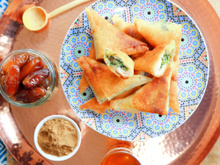 Samossas aux épinards et Délice de Poulet Isla Délice Halal