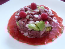 Tartare de canard à la framboise