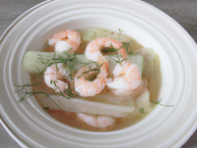 Potage d'endives et crevettes grises