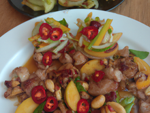 Bouchées de porc Thaï aux noix et aux fruits secs