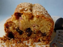 Cake à la bière, au jambon cru et aux figues sèches