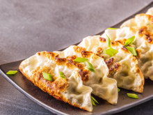 Et si vous faisiez de délicieux gyozas maison ? On vous montre comment faire !