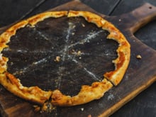 Vous ne mangez pas les croûtes de pizza ? Voici une astuce pour les recycler