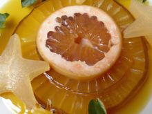 Pamplemousse sur son aspic de carambole