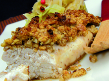 Poulet en croûte de noix & sa fondue de poireau