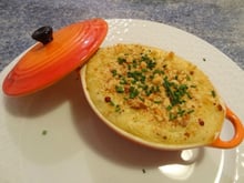 Mini-cocottes de parmentier de poissons au zeste de citron et au thym frais