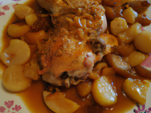 Chapon aux pommes, marrons et champagne