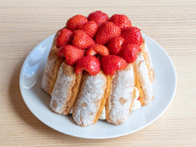 “J’ai fait sensation !” :  voici les secrets du Chef Damien pour bien réussir la charlotte aux fraises