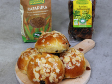 Briochettes aux raisins secs et amandes