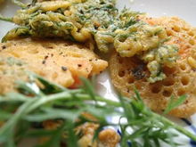 Beignets de fanes de carottes, à la farine de pois chiches