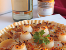 Tarte fine de coquilles Saint-Jacques aux endives caramélisées aux épices