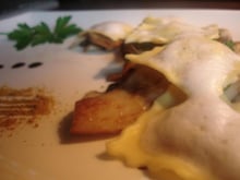 Ravioles au foie gras sous un nuage de Lomagne