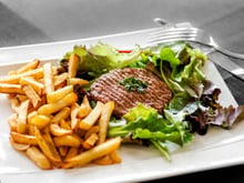 Cette célèbre chaîne de restaurants offre un repas gratuit à tous les lycéens qui ont raté le bac