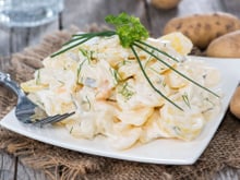 5 salades de pommes de terre tellement pratiques à emporter