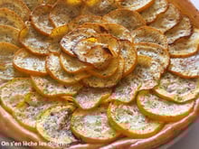 Tarte fine aux courgettes jaunes et crème d'alhambra