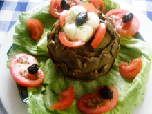 Artichauts farcis aux œufs pochés