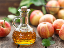 Le vinaigre de cidre est-il vraiment un ingrédient si miraculeux pour la santé ?