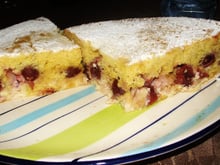 Gâteau aux griottes et à la crème