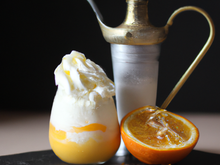 Crème glacée à l'orange avec siphon
