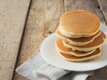 L’astuce de Cyril Lignac pour avoir des pancakes toujours bien moelleux