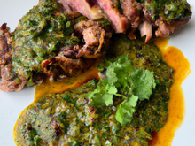 Rognons de veau grillés, sauce chimichuri