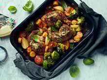 La recette express de Philippe Etchebest : un poulet aux légumes prêt en 10 minutes chrono