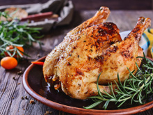 Si vous ne savez jamais comment découper votre poulet rôti, vous ne vous poserez plus la question avec cette technique de chef