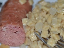 Croziflette et diots au vin blanc