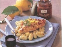 Escalopes de poulet au citron et tomates confites