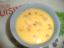 Soupe de patidou aux éclats de châtaignes