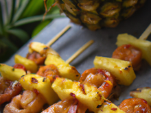 Brochettes de crevettes au chorizo et ananas