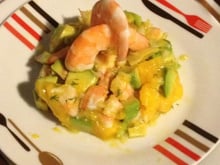 Tartare saumon crevettes mangue