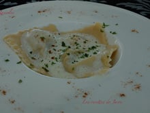 Ravioles de gésiers de canard et roquefort et sa sauce émulsionnée