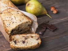 Gâteau aux poires et pépites de chocolat