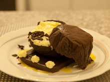 Froissée de casques surprise et sa mousseline mangue kiwi, gâteau