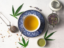 Une infusion au CBD contre la gueule de bois à tester d'urgence !