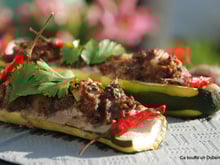 Courgettes colorées farcies au bœuf, cumin et coriandre