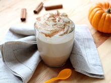 Cappuccino, latte, frappuccino, macchiato, combien de sucres il y a VRAIMENT dans votre boisson Starbucks ?