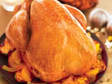 Dinde rôtie au jus d'ananas et patates douces
