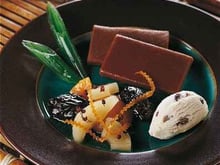 Nin Ko tiède et fruits compotés aux épices