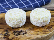 Rappel produit :  plusieurs crottins de chèvre vendus dans toute la France en supermarché contaminés par E.Coli