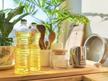 On s'est rué dessus, mais combien de temps peut-on vraiment conserver l'huile de tournesol ?