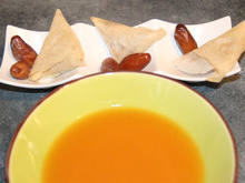 Soupe de carottes aux dattes et ses samoussas