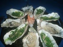 Huîtres chaudes au champagne et algues vertes