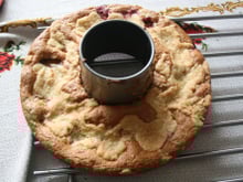 Gâteau aux prunes crumblées